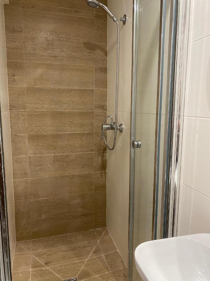 сучасна в центрі львова на вулиці лесі українки 19 Apartment Lemberg